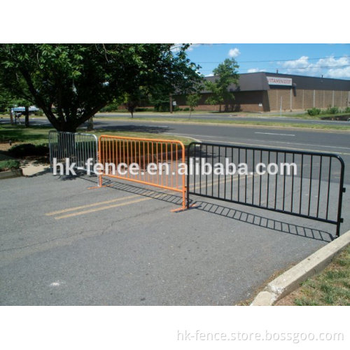1100 mm height Powder coated crowd control barrier with flat feet